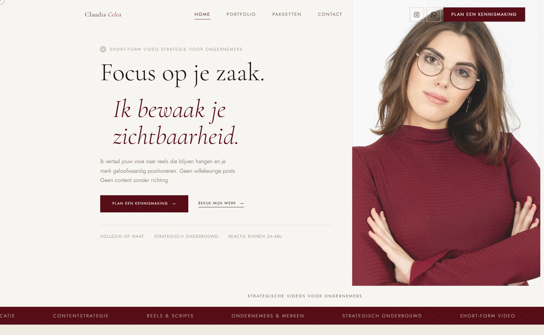 Claudia Celea website op laptop